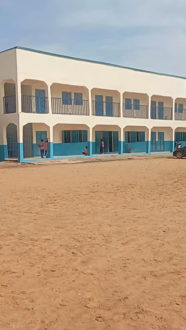 VIDEO: Ongoing Renovation of a High Storey Block of Classrooms at Barikin Sale Primary School by Niger State Community and Social Development Agency 

#Bagocares #School #Renovation